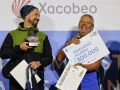 El peregrino número 500.000 llega a Santiago: un padre colombiano que hizo el Camino con su hijo en memoria de su esposa El colombiano Jairo Forero recibe la distinción acompañado por su hijo