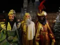 La Cabalgata de Reyes mantiene su recorrido en Santiago pese a la lluvia intermitente Fotografía de archivo de los Reyes Magos en Santiago de Compostela
