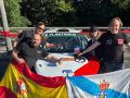 Falperra, a la derecha, celebra con su equipo