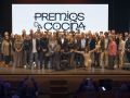 Foto de familia de premiados y autoridades en la primera edición de los Premios da Cociña Galega, reunidos en el Auditorio de Galicia durante la gala celebrada este lunes