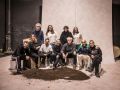 'Memorias dun neno labrego' llega al Salón Teatro con una adaptación escénica del clásico de Neira Vilas El elenco de la función durante un ensayo