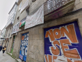 Vista exterior del edificio ocupado por Escárnio e Maldizer