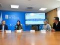 La conselleira de Vivenda e Planificación de Infraestruturas, María M. Allegue, junto al secretario xeral de Vivenda e Urbanismo, Heriberto García Porto, presentó hoy el proyecto