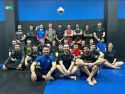 Foto de familia al final de la primera sesión del seminario impartida en Central Gym