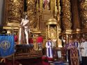 El arzobispo de Santiago, Francisco José Prieto Fernández, se encargó de la bendición de la talla