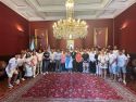 A alcaldesa de Santiago, Goretti Sanmartín, e membros da corporación municipal recibiron no Pazo de Raxoi á SD Compostela