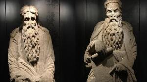 Estatuas de Isaac y Abraham, obras del Mestre Mateo, en Santiago de Compostela