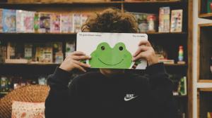A iniciativa municipal promove o achegamento á lectura a través de actividades vinculadas ao Premio Internacional Compostela para Álbums Ilustrados