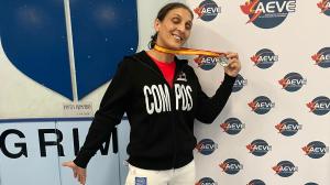 La tiradora del Compos conquistó el oro en el Torneo Universidade Oviedo
