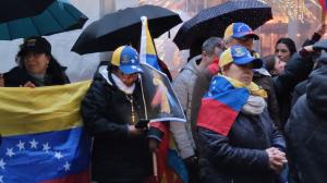 Manifestación por Venezuela en Santiago (14)