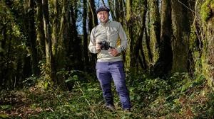 El fotógrafo Xaime Cortizo presenta Xialma, su nuevo vino, y la exposición fotográfica 'Viaxe interior de Pedra, Auga e Viño'