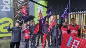 Trabajadores de Bidafarma concentrados