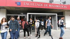O programa inclúe cursos especializados, seis conferencias convidadas, un obradoiro sobre Intelixencia Artificial e unha mesa redonda sobre Matemática Industrial