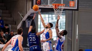 El Monbus Obradoiro logró una contundente victoria en Alicante