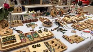 Área Central acoge en Santiago una nueva edición de la feria artesanal ‘Materia Prima’.