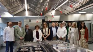La renovación integral de la cocina y la cafetería del Palacio de Congresos e Exposicións de Galicia se enmarca en las actuaciones financiadas por el Consorcio de Santiago