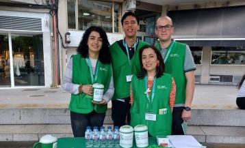 Voluntarios de la Asociación Española contra el Cáncer volverán a salir este jueves a las calles de Santiago