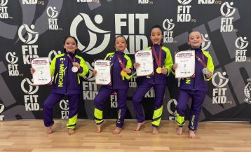 Equipo individual Baby de E-motion, medalla en su estreno interautonómico en Las Rozas (Madrid)