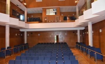 La Casa da Cultura do Milladoiro acoge el regreso del Ames Cultural con una obra centrada en la violencia machista