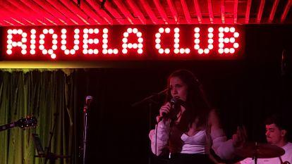 Concierto de Sabela en la sala Riquela de Santiago @ Eladio González Lois (9)