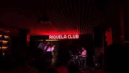 Concierto de Sabela en la sala Riquela de Santiago @ Eladio González Lois (1)