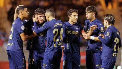 El Compostela dio la cara ante el Alavés (3)