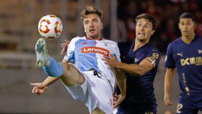 El Compostela dio la cara ante el Alavés (11)