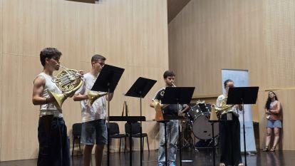 O Conservatorio de Santiago acolleu un concerto de balde centrado na trompa. Foto de Eladio Lois (26)