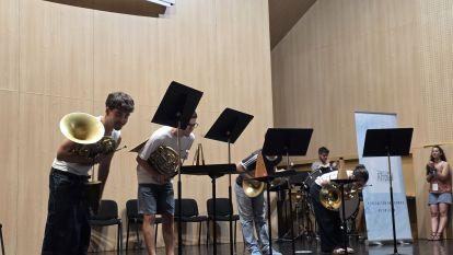 O Conservatorio de Santiago acolleu un concerto de balde centrado na trompa. Foto de Eladio Lois (28)