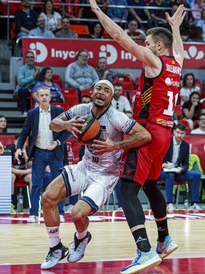 Casademont Zaragoza Monbus Obradoiro (2)