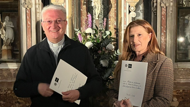 Momento de la firma del convenio entre la Fundación Catedral de Santiago y el Centro Superior de Música de Galicia, celebrado este sábado