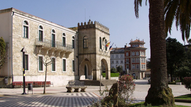 fachada concello de noia