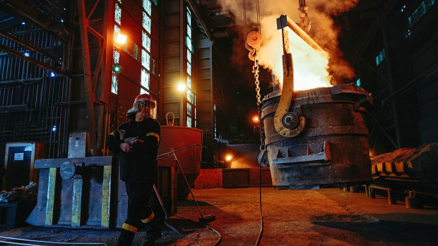 Investigadores del CITMAga colaboran con Ferroglobe para optimizar la producción de silicio