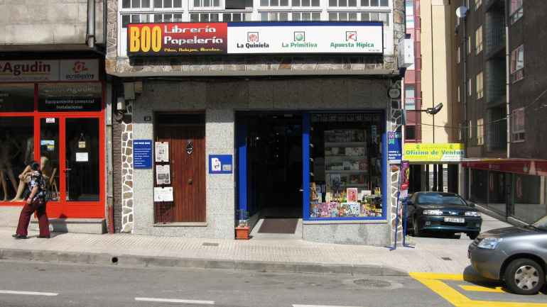 El despacho receptor 30.790 de O Milladoiro (Ames) donde se validó el boleto premiado con más de 193.000 euros en La Bonoloto