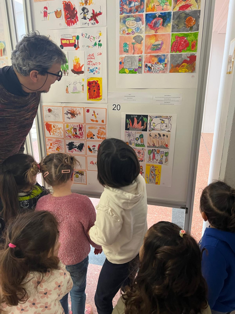 La exposición Incendios/Contralumes reunió más de un millar de postales de artistas y entidades de 24 países en el CPI Eusebio Lorenzo Baleirón