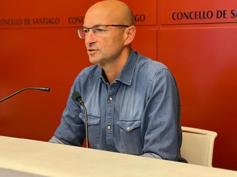 Gonzalo Muiu00f1os en rueda de prensa Cedida