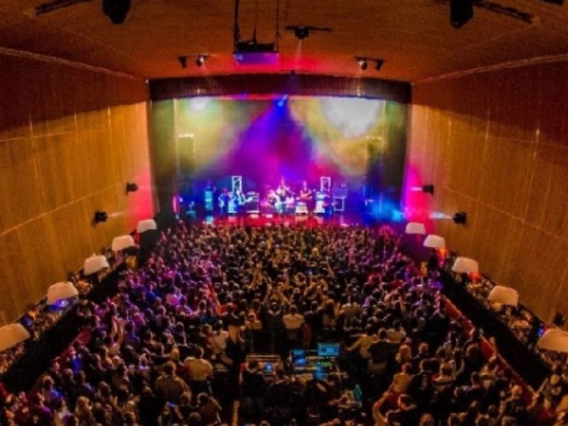 Sala Capitol durante un concierto