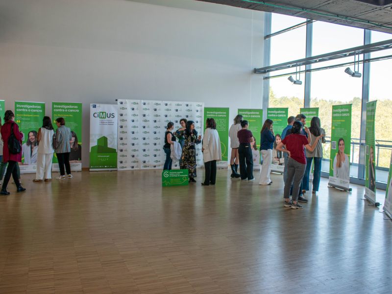 3. Exposiciu00f3n AECC Investigadoras contra el Cu00e1ncer en el Cimus