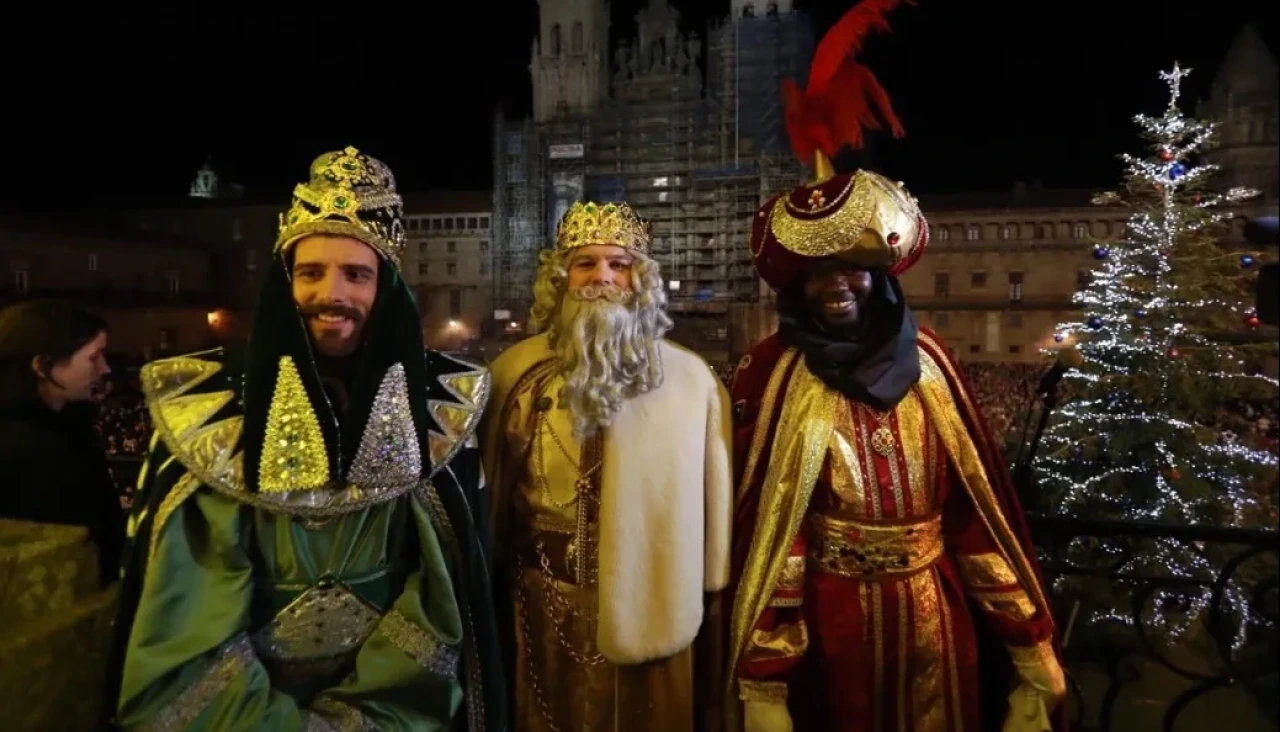 Fotografía de archivo de los Reyes Magos en Santiago de Compostela