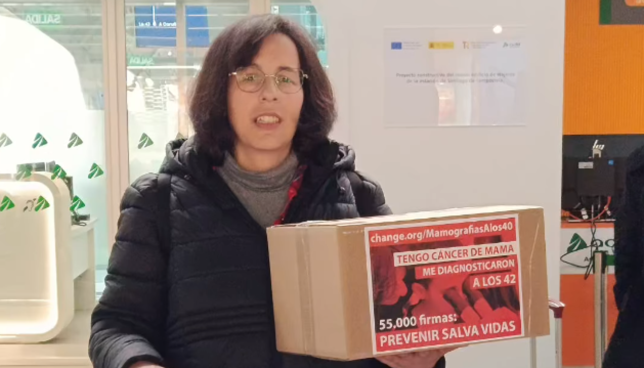 La compostelana María Varela Iglesias presenta hoy al Ministerio de Sanidad las 55.000 firmas que ha recogido