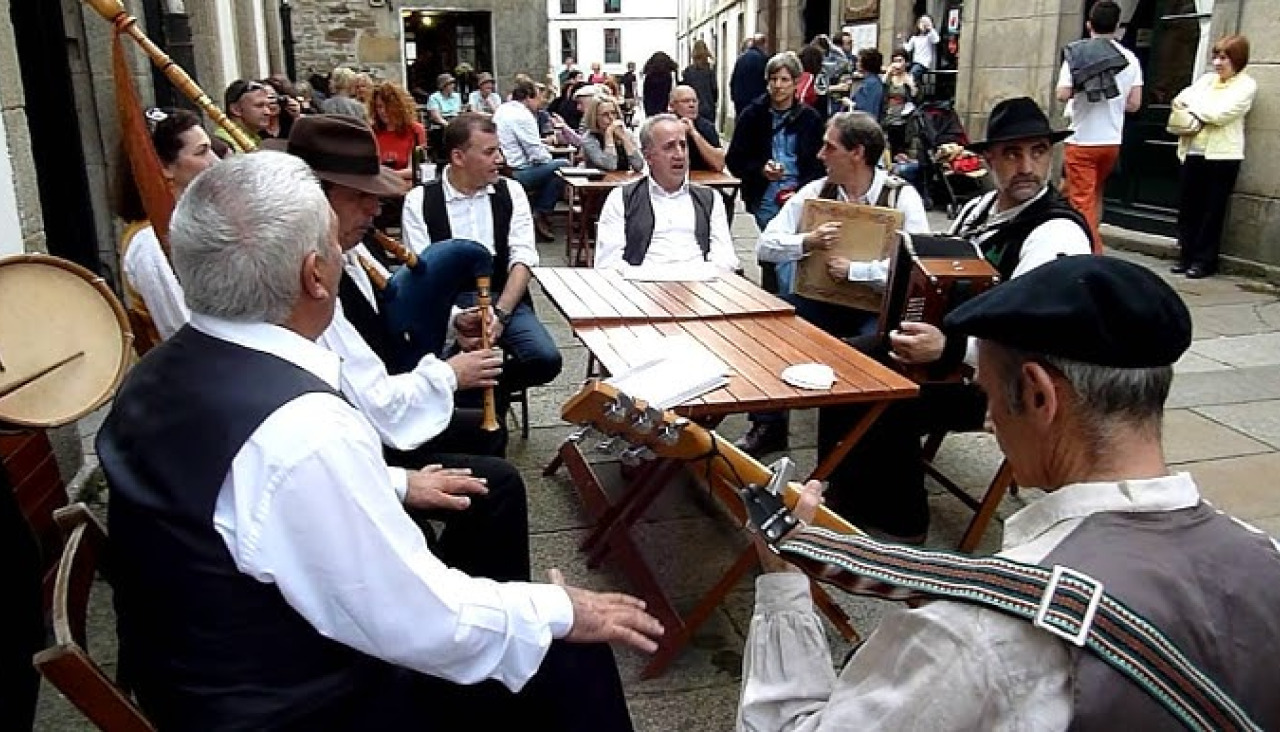 Cantos de Taberna