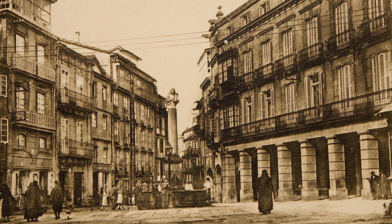 Plaza de Cervantes, a comienzos del siglo pasado