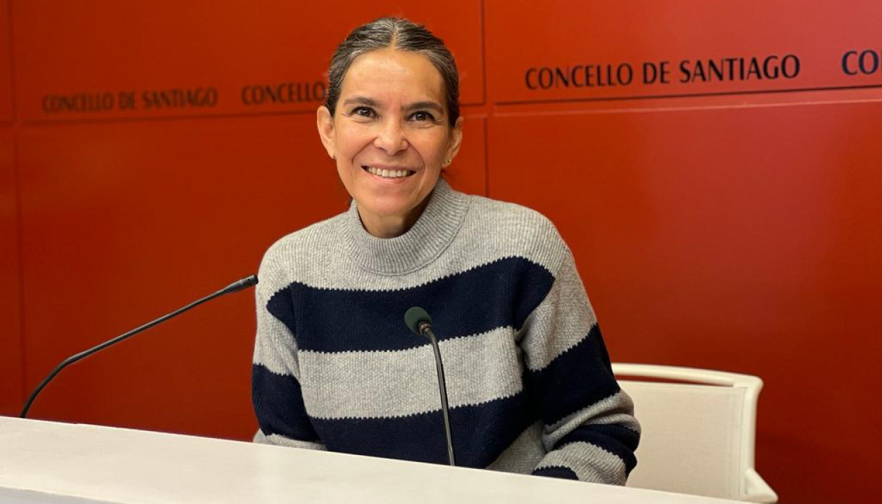 La concejala no adscrita, Mercedes Rosón, se postula como primera opción para la Alcaldía en caso de moción de censura