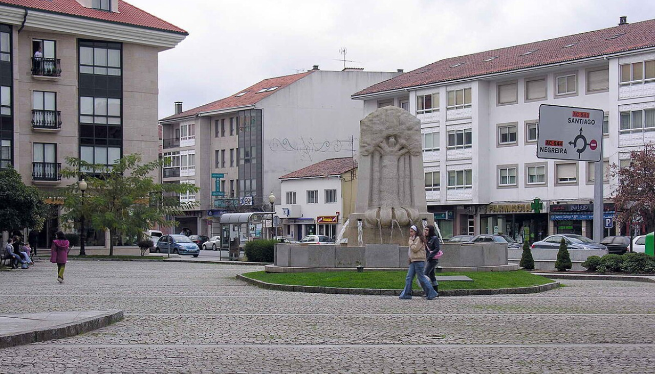 Plaza Mahía de Bertamiráns, en Ames