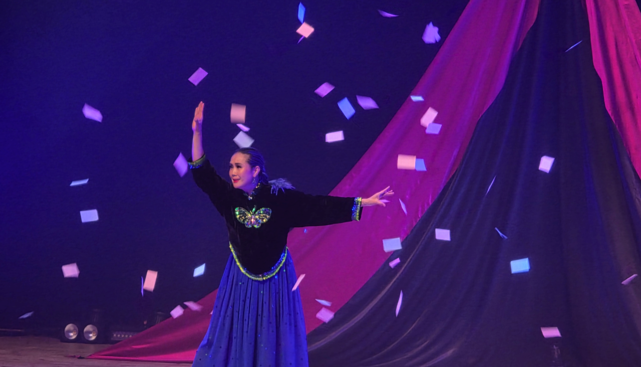 Juliana Chen fua la primera invitada en presentar su show