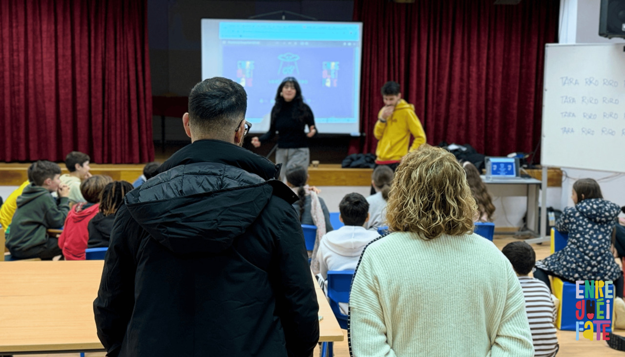 Alumnado participando en una sesión de improvisación oral