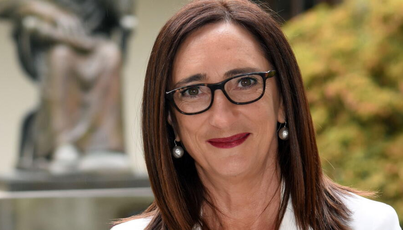 La catedrática de la USC Victoria Otero Espinar, designada delegada ante la IMU