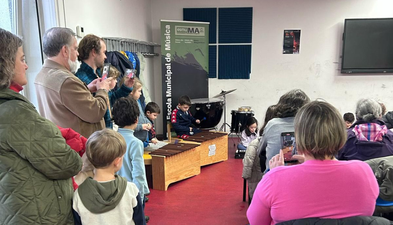 Alumnado de la ESMU Magariños, durante una actuación de una edición anterior del festival