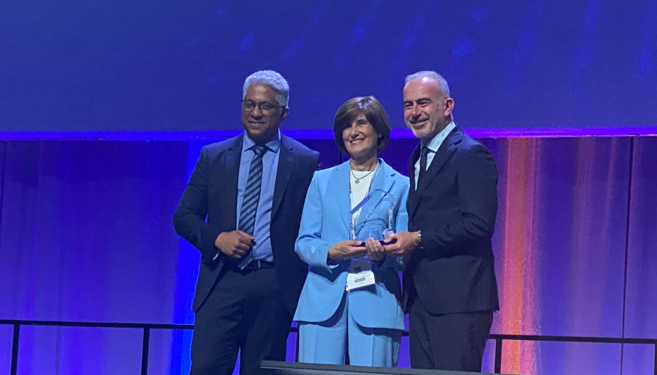 Carmen Vidal Pan recibe el Premio Charles Blackley 2024