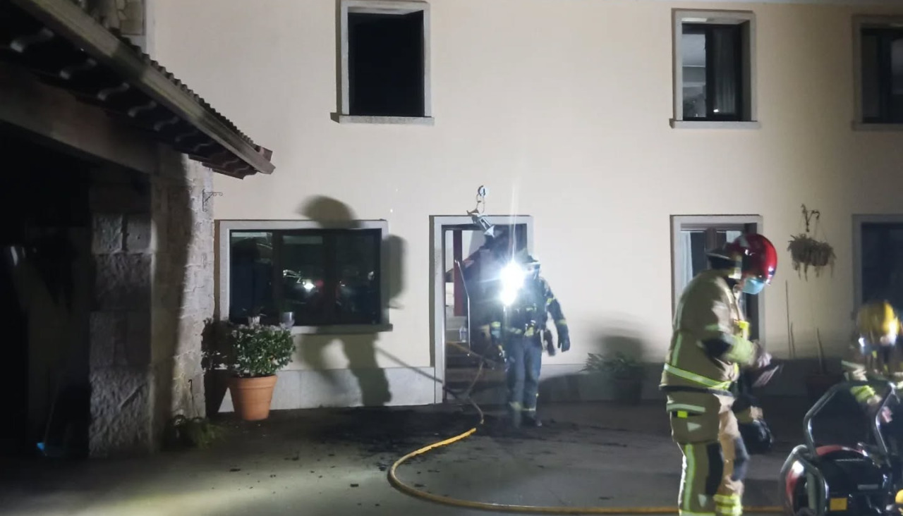 Los servicios de emergencias intervinieron a primera hora de la mañana en Oín de Abaixo, en Rois